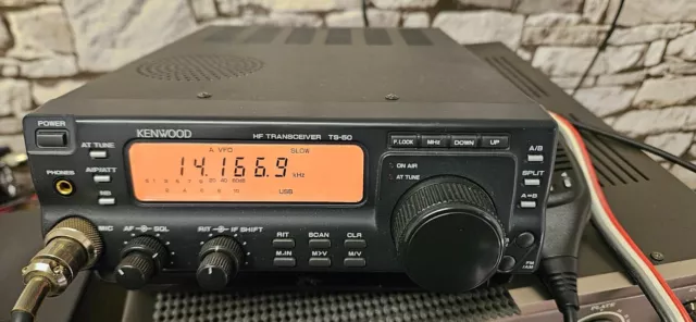 Kenwood TS-50 HF Transciever 100W see video clip of it in action on tx & rx