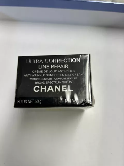 Anti-Wrinkle Fluid - Chanel Ultra Correction Line Repair Fluide SPF15