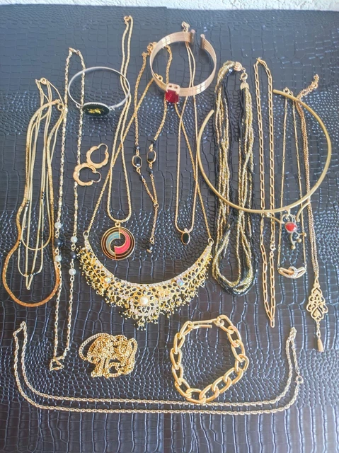 Lot De Bijoux Anciens Et Vintage - Occasion, Parfait Pour Collection Ou Création