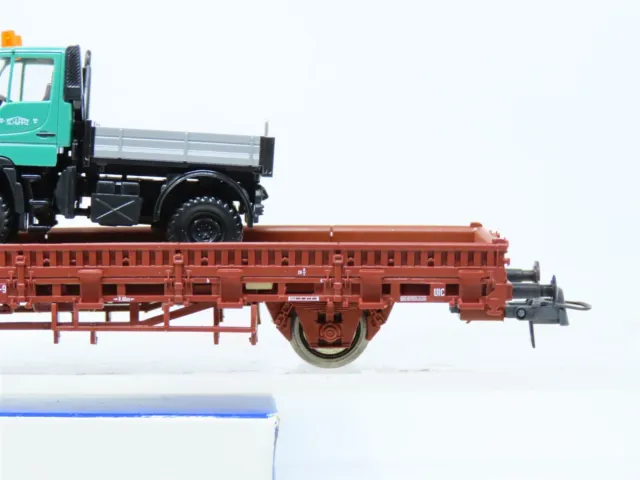 HO Scale Roco 47843 DB-AG German Low-Side Flat Car w/Snowplow Truck 3