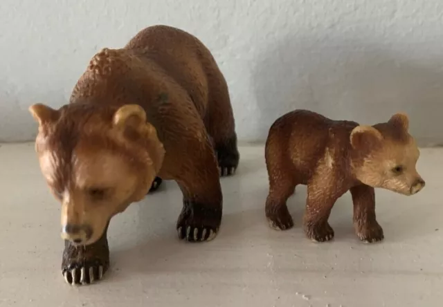 Schleich Grizzly Bear adult with cub figures 2003 Retired