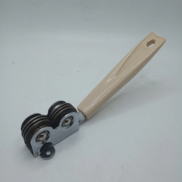 #F) Vintage EKCO Manual Pull Thru Knife Sharpener White Cream Corn Cobb Hand USA #F) Vintage EKCO Manual Pull Thru Knife Sharpener White Cream Corn Cobb Hand USA