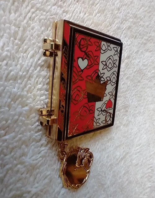 DISNEY ALICE IN WONDERLAND Pin Queen Of Hearts Story Book Villains ...