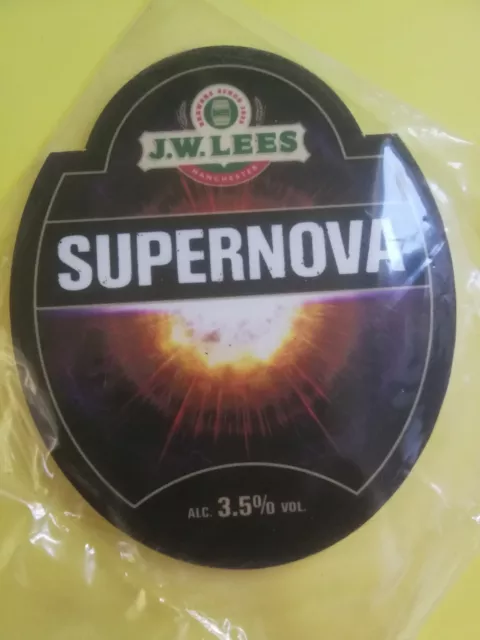 J W LEES Brauerei SUPERNOVA Pumpenclip Echt Ale Bier Abzeichen vorne NEU Manchester