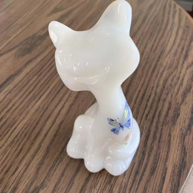 RARE Fenton HAPPY CAT White Milk Glass Glossy HP Butterfly 6" EXCELLENT #K5277M4
