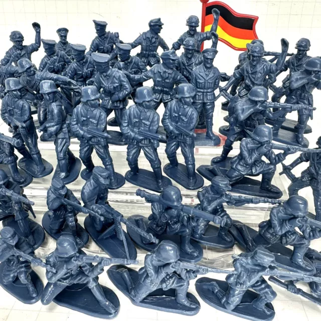 WW2 World War 2 German Storm Trooper Infantry Military Plastic Toy Soldiers Lot