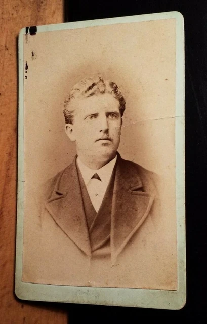 Mann - Portrait / ca. 1870/80er Jahre CDV E. E. Schildknecht Fürth