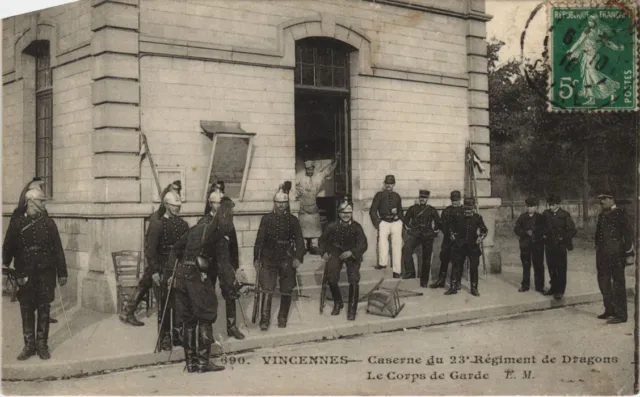 CPA AK VINCENNES - Barracks of the 23rd Regiment of Dragons (44516)