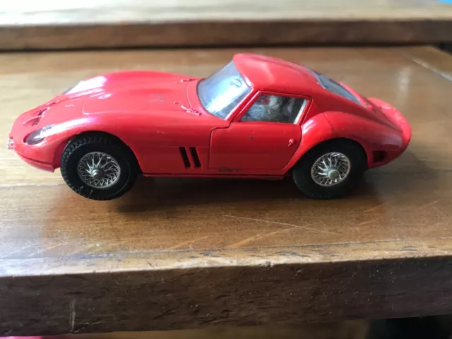 voiture pour circuit electrique JOUEF FERRARI GTO 250