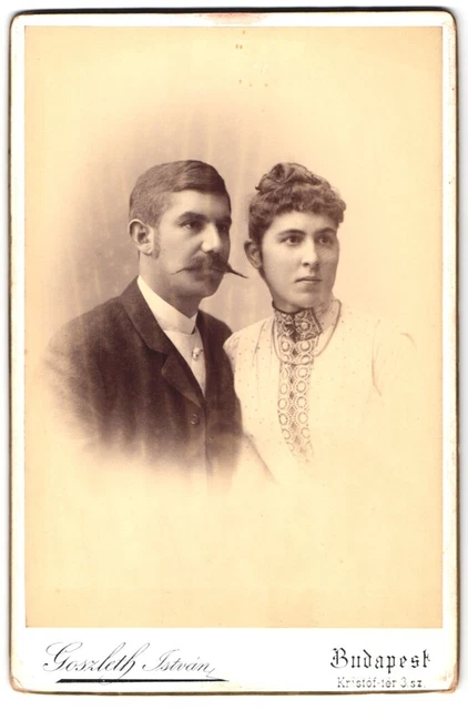 Fotografie Goszleth Istvan, Budapest, Kristof-ter 3 sz, Portrait junges Paar in
