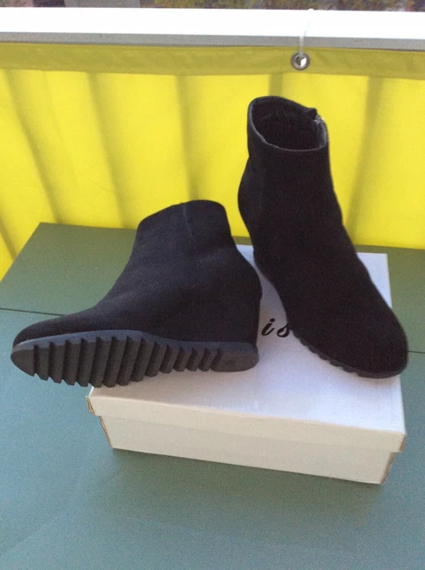 Chaussures Bottines Daim noir doublé Chaude T.39 mais Chausse Comme du 38,5 NEUF