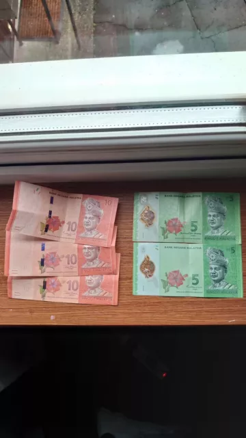 Left over holiday money,40. Malaysian BANKNOTES