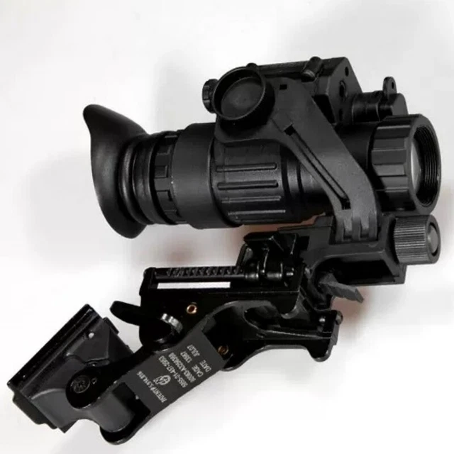 New Helmet Night Vision Tactical Monocular Night Vision Headset Hd Telescope 1PC
