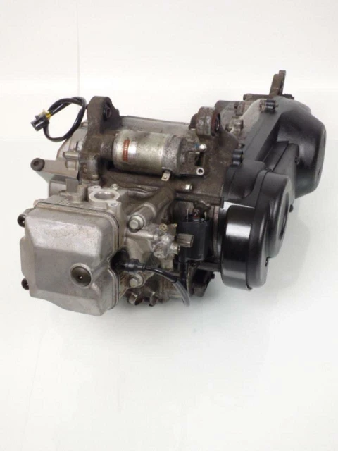 Bloc moteur origine pour scooter Suzuki 125 Burgman 2008 03H Occasion 2
