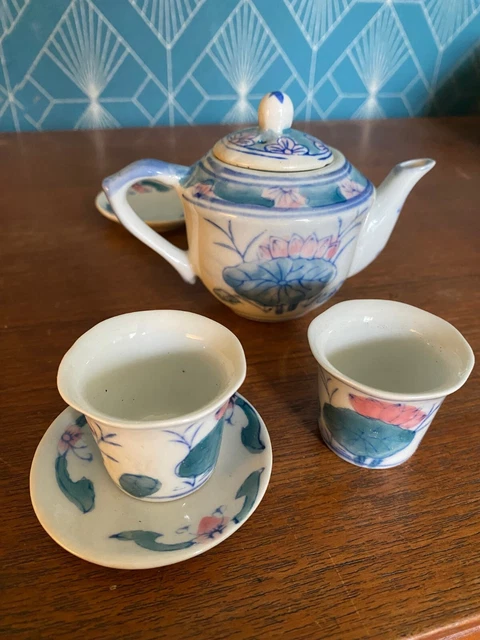 Faïence miniature ancienne toilette / dinette poupée porcelaine chine ? Minton