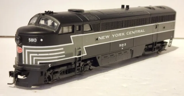 Life-Like Proto 1000 C Liner Diesel Locomotive NYC #5013