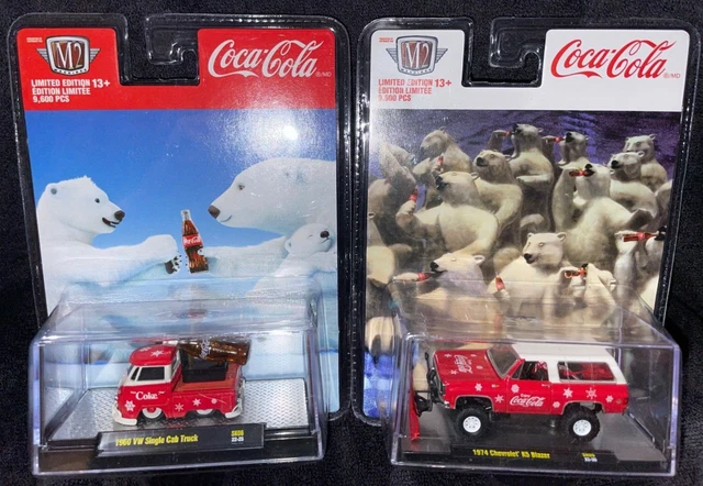 2022 M2 Machines Coca Cola Christmas Holiday SET of 2 BEARS Limited Edition NEW