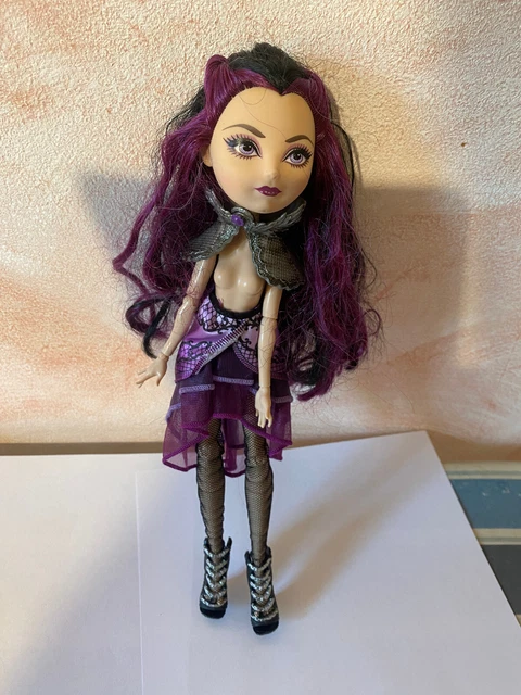 Raven queen ever after high | poupees | jouéclub Raven queen ever after high | poupees | jouéclub