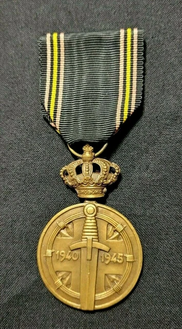 MÉDAILLE DES PRISONNIERS de guerre 1940-1945 Royaume de