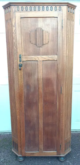 1930s Wardrobe Antique Vintage Oak Carved Hall Cupboard Linen Fold Lock and Key