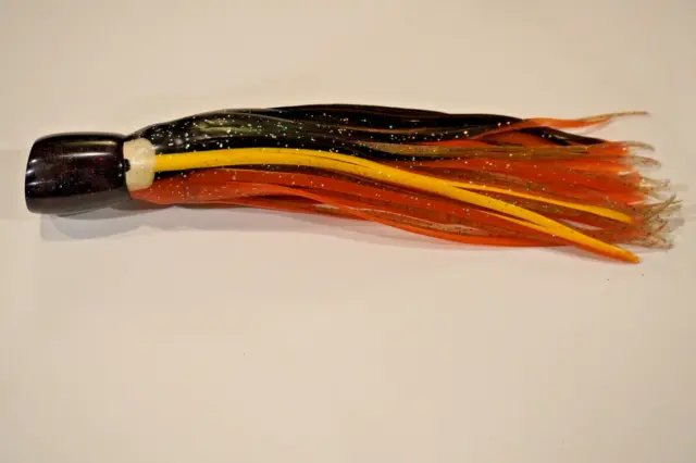 VINTAGE SALTWATER FISHING Tackle -Tuna/ Bonita Jigs- 4/0- Red/Wh  Feathers-Japan- $9.50 - PicClick