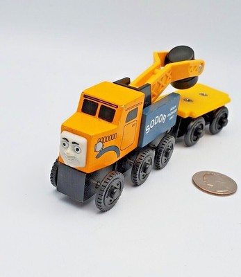 Thomas & Friends Wooden Railway Train Tank Engine - Butch Breakdown Truck Lot