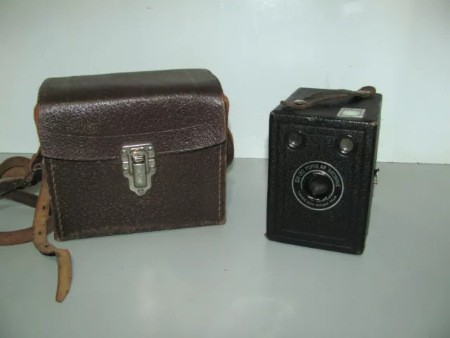 Kodak Six-20 Popular Brownie Film Camera & Case In Good Condition As Shown