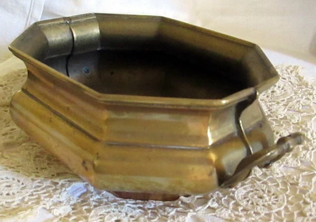 Jardiniere En Bronze Avec Anses  Bronze Planter With Handles
