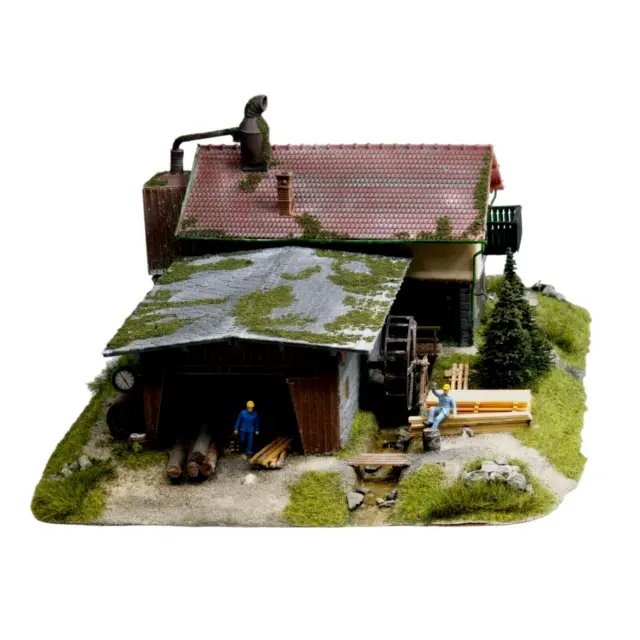 Diorama H0/1:87 Modelleisenbahn Gebäude Sägemühle Sägewerk  begrünt#patiniert