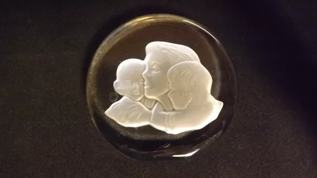 Vintage 1979 Danbury Mint Mothers Day 24% Lead Crystal # 3082