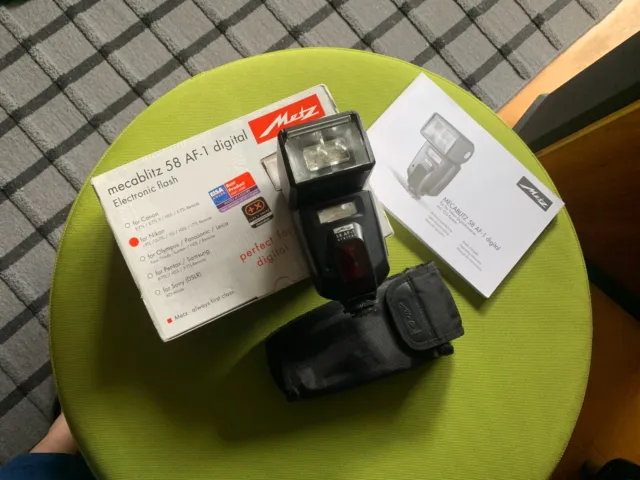 Metz Mecablitz 58 AF-1 Digital Shoe Mount Flash for Nikon DSLR Cameras - READ