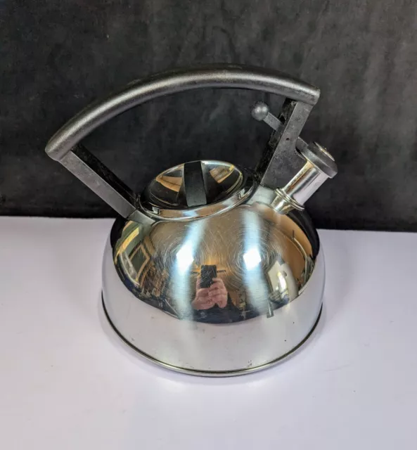 https://www.picclickimg.com/6X4AAOSwIHBlQm8d/Vintage-Copco-Tea-Kettle-Stove-Top-Whistling-Stainless.webp