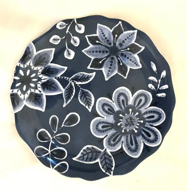 ONE 9" Salad / Luncheon Plate  - INDIGO FLORAL Pier 1 - Blue & White Flowers