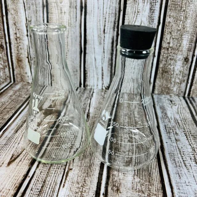 Karter Scientific 250ml Erlenmeyer Flask Borosilica​te Glass Flask