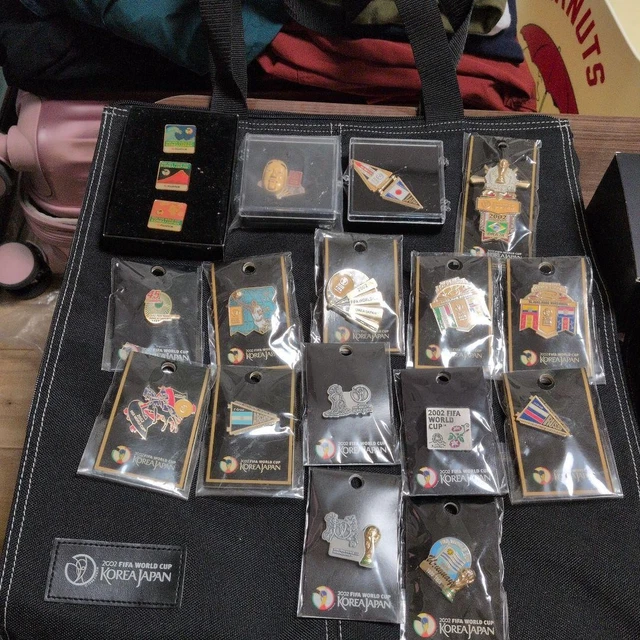 2002FIFA WORLD CUP ピンバッジ 2002 FIFA JAPAN WORLD CUP PIN BADGE 32 PINS SET ORIGINAL