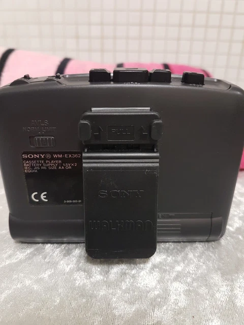 Walkman Sony WM-EX362 – Lecteur Cassette Groove, Gris, Occasion Fonctionnel