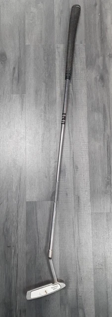 Odyssey White Hot Odyssey #6 Long-Neck Putter * 35 Inch
