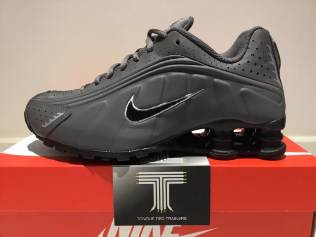 Nike shox on sale grigie