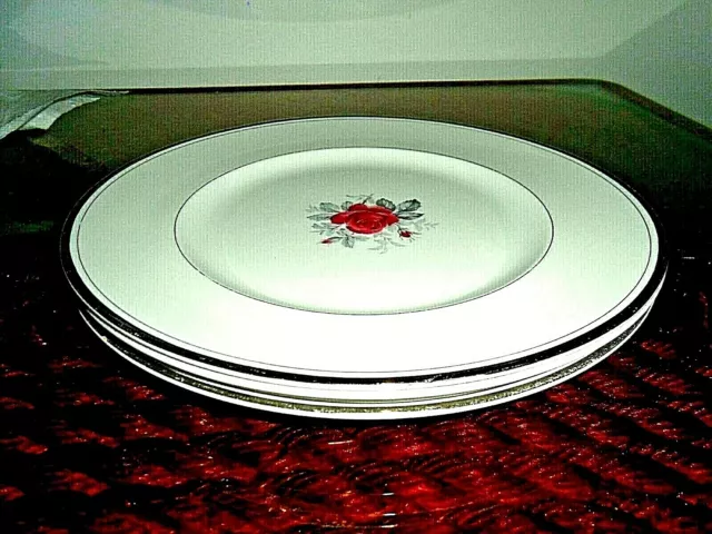 Rose Royale Ainsdale Dinner Plates three-piece set 2