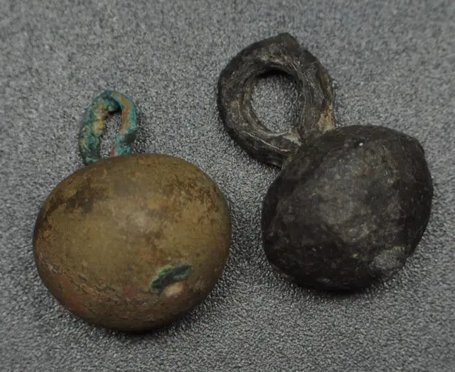 Medieval 15-16 century copper and copper alloy  buttons  . UK  found .