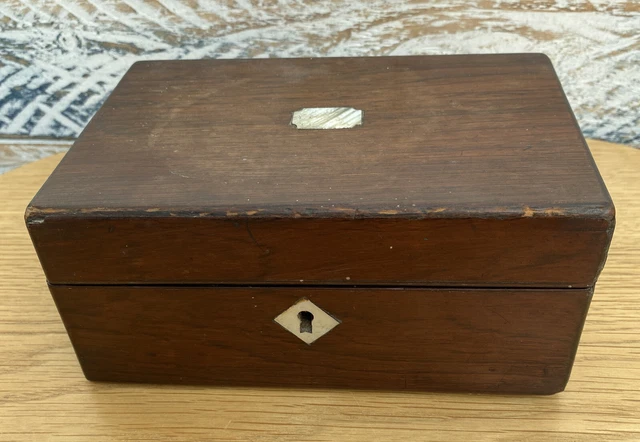 Antiguo escudo/cartucho de joyas/baratijas de caoba para restauración MOP
