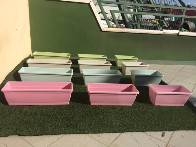 Vaso Con Sottovaso Incorporato