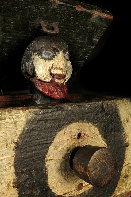 19th Century Carved Wood Pair of Jeu de Massacre Fairground Figures at