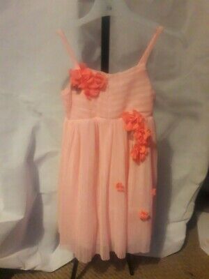 Girls dress age 5-6, worn once to a wedding