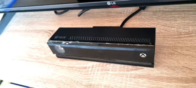 Original - Microsoft Xbox One Kinect Sensor Schwarz Kamera