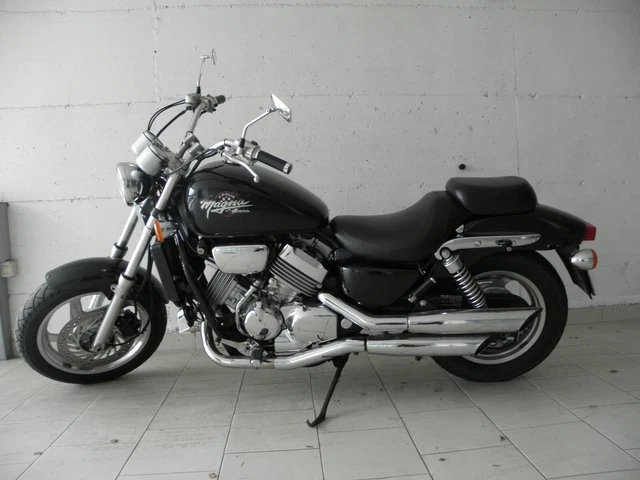 Honda Magna 750 1995 iscritta FMI