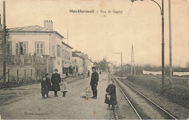Carte Postale Ancienne MONTFERMEIL 1900 - Rue De Chelles (Général Leclerc) - Attelage Animé