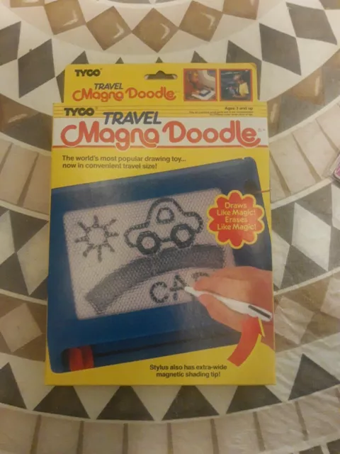 New Tyco Magna Doodle Travel Mini magnetic drawing pad 1990 vintage
