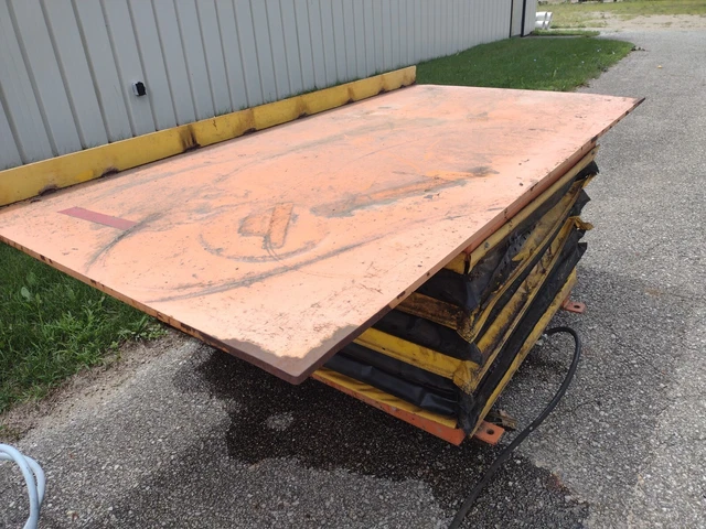 Scott Handling Lift table 99" x 52" Pneumatic Lift Table 4000lb 32" Max Height