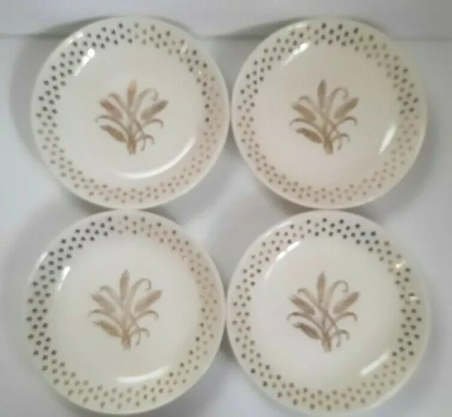 Golden Wheat Fleur de Lis 7.5" Salad Plates Soup Bowls Four Unbranded Pre-owned